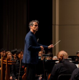 Dane Lam conducting the Hawaiʻi Symphony Orchestra